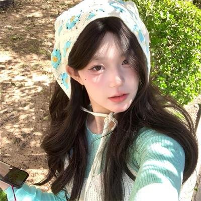 她不知道那些鸟的名字